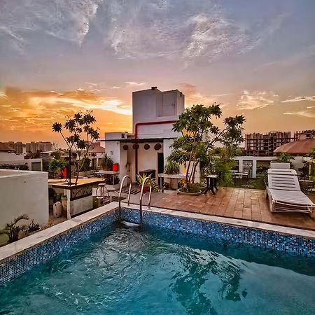 Hotel Sahibs Lighthouse - Swimming Pool Agra  Dış mekan fotoğraf